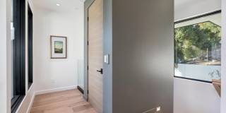 16879 Mooncrest Dr Gallery 56