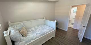 Turnkey Furnished Short Term Rental Gallery 23