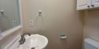 3bd/1.5ba Edmonds Home Gallery 21