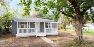 4BA/2BA OFF KING STREET EXTENTION DOSCHER Street - Available AUGUST 1, 2026 Gallery 1