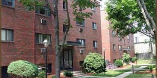 Riverside Street Gallery 2