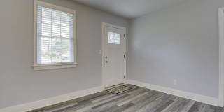 1009 Diana Street Gallery 1