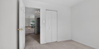 Meticulously maintained & spacious 4 Bd/2 full & 2 half bath home  Home in Dawson's Landing - Pets Welcome! Gallery 17