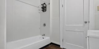 Charming 2BR Duplex in Buffalo Gallery 20