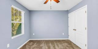 4/3/2 HOME IN EDINA GARDEN OF EDEN Gallery 42
