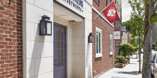 The Athens Gallery 10