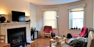 Nicely renovated 4 bed unit near BU and the Green Line. Gallery 27