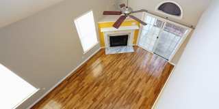 3 Bedroom, 2 Bath End Unit with Fresh Carpet and Paint in Auburn Square! Gallery 15
