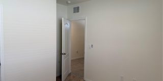1792 HENIN CIRCLE Gallery 5