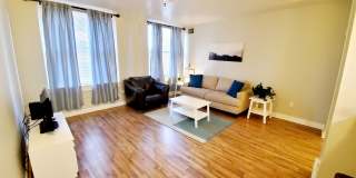 Executive 1 Bedroom Apartment right off 16th St. Mall - All Utilities Included! Gallery 5