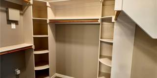 6108 39th Place Gallery 16
