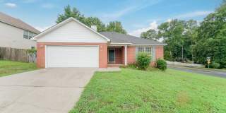 Prime Madison Living: 3-Bedroom Gem Near Bob Jones & Downtown Gallery 1