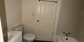 Remodeled 1 bedroom 1 bathroom with a den! Remodeled 1 bedroom 1 bathroom with a den! Gallery 1