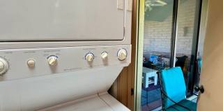 Beautiful and cozy 1BR Townhome in Green Valley Gallery 23