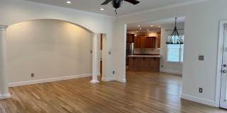 Stunning 4BR Executive Style Home in Brentwood Gallery 7