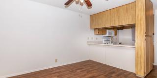 Huntington Lakes Apartments Gallery 13