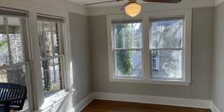 Adorable Hillcrest Bungalow with 3 bedrooms and 2 bathrooms. Gallery 6