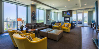 Skyhouse South Gallery 18