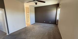 538 West Chatfield Street Gallery 15
