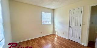 3-bedroom home with spacious yard for rent now! Gallery 11