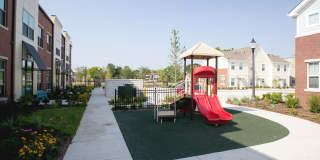 North Sarah Apartments Gallery 16