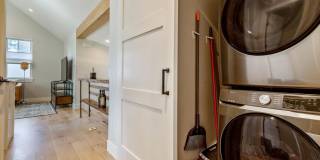 One Bedroom furnished ADU/apartment in The Highlands. Gallery 10