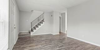 Summer Special! Updated 3BR Townhome with Basement + $250 Off First Month’s Rent Gallery 9