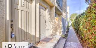 Gorgeous townhouse in a quiet 6-unit gated complex Gallery 7