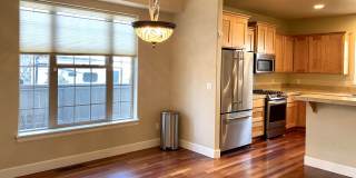 Warm & Inviting Home with Bonus Den in Prime SW Bend Location Gallery 8