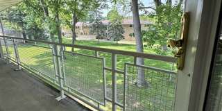 Newly Remodeled 2 Bedroom + den near Hilldale Mall Gallery 31