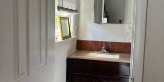 3 bedroom 2 bathroom near St. Mary's Hospital Gallery 18