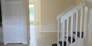 1414 SE 24th Ct Gallery 6