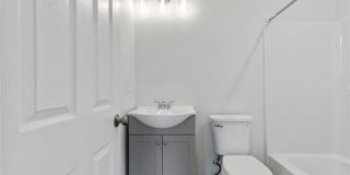 1091 Whalley Avenue Gallery 10