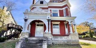 325 W 6th Street unit: 1 Gallery 1