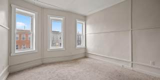 225 N LUZERNE Avenue Gallery 22