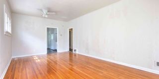 Available Aug 7th - Very nice single family home with refinished hardwood and a very large open living room. Gallery 17