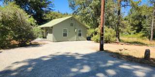 Lovely cottage home located minutes from Yuba devide Gallery 1