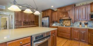 34 4th Avenue Gallery 11