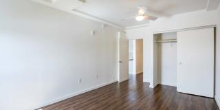4801 Shattuck Gallery 14