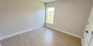 410 Southeast 1st Terrace Gallery 23