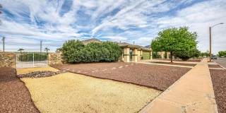 6289 COSECHA LUNA Circle Gallery 3