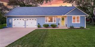 COMING SOON - Adorable Home in Lenexa Gallery 1