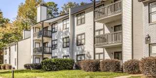 Affordable Housing - Paces Pointe Apartment Homes Gallery 5