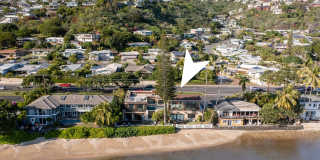 Wailupe Seaside Haven: Beachfront Luxury Home w/ Infinity Pool & City Proximity Gallery 41