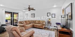 Charming 1 Bedroom Cottage-Style Home with Spacious Yard Charming 1 Bedroom Cottage-Style Home with Spacious Yard Gallery 6