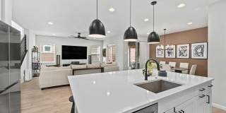 Gorgeous 4 bedroom 4 bathroom Reunion home Gorgeous 4 bedroom 4 bathroom Reunion home Gallery 8