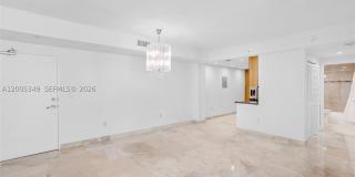 7501 E Treasure Dr Gallery 4