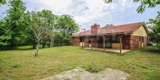 3BR/2BA Home Near Fort Hood with Fireplace and Large Backyard Gallery 21