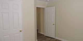 Centrally located with easy access to bases & shopping! Gallery 22