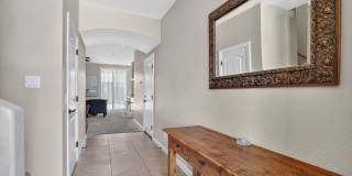 Gorgeous townhome near NAU Gallery 29